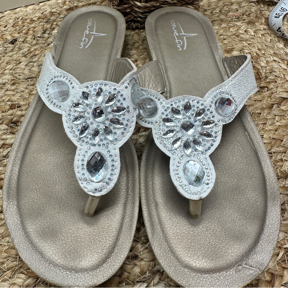 BLUFIN Silver Embellished Women's Sandals Size 9 (EU 40)